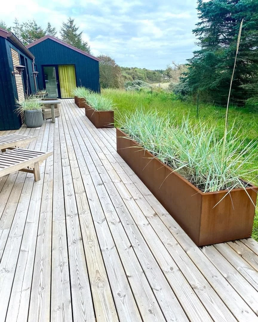 3 højbede som terrasseafgrænsning